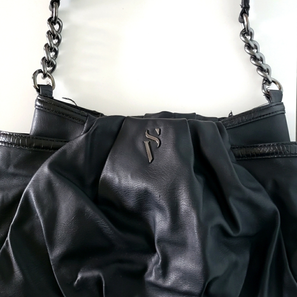 Simply Vera by Vera Wang Black Purse Bag Silver Grey Chain Strap Handbag